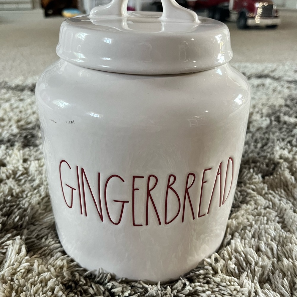 Rae Dunn GINGERBREAD
